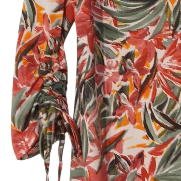 Caribbean Joe -NWT- Red and Green Christmas Floral Dress, Tie Sleeves, Size S - Picture 9 of 14